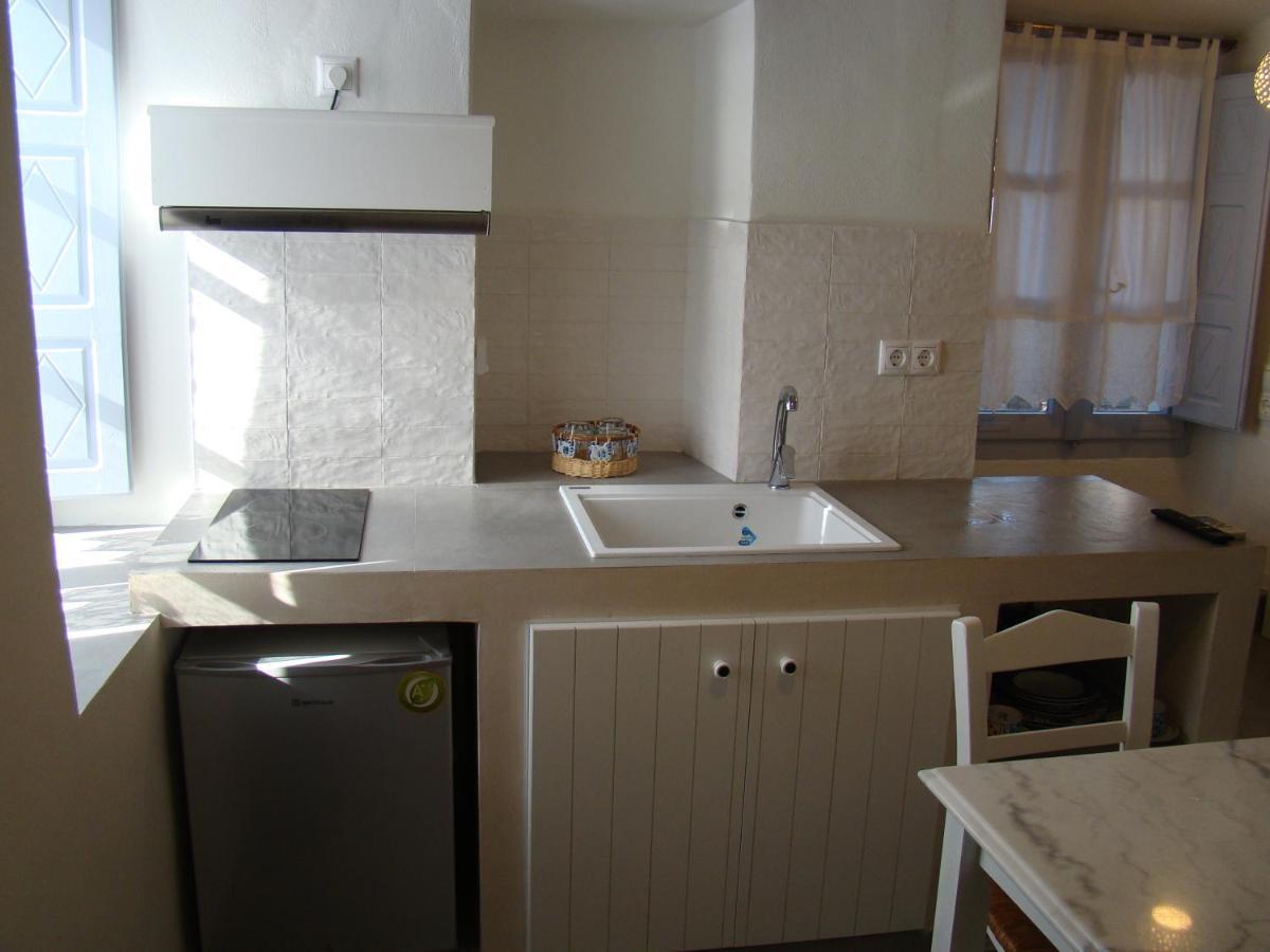 Efi'S Apartments Plaka  Bagian luar foto