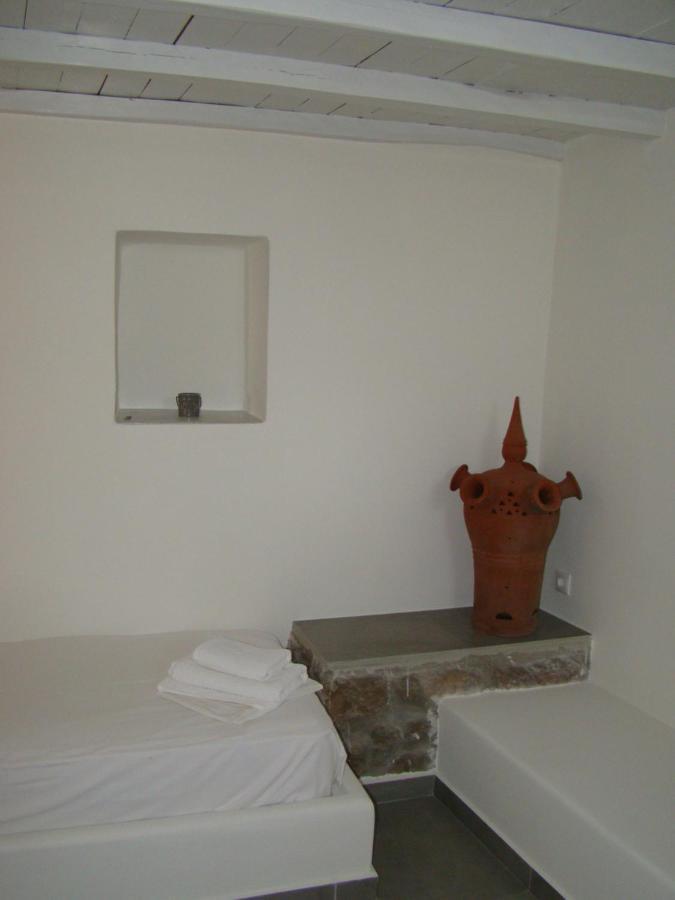 Efi'S Apartments Plaka  Bagian luar foto