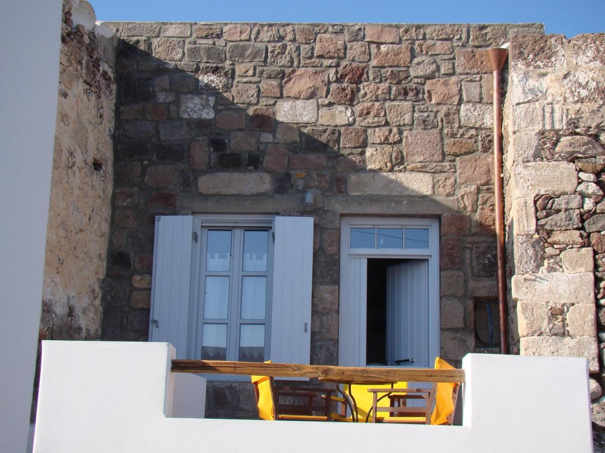 Efi'S Apartments Plaka  Bagian luar foto