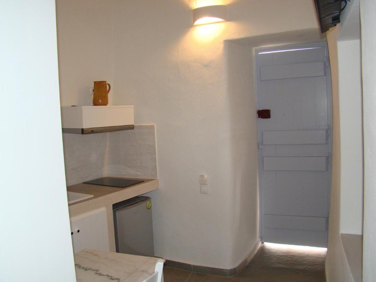 Efi'S Apartments Plaka  Bagian luar foto
