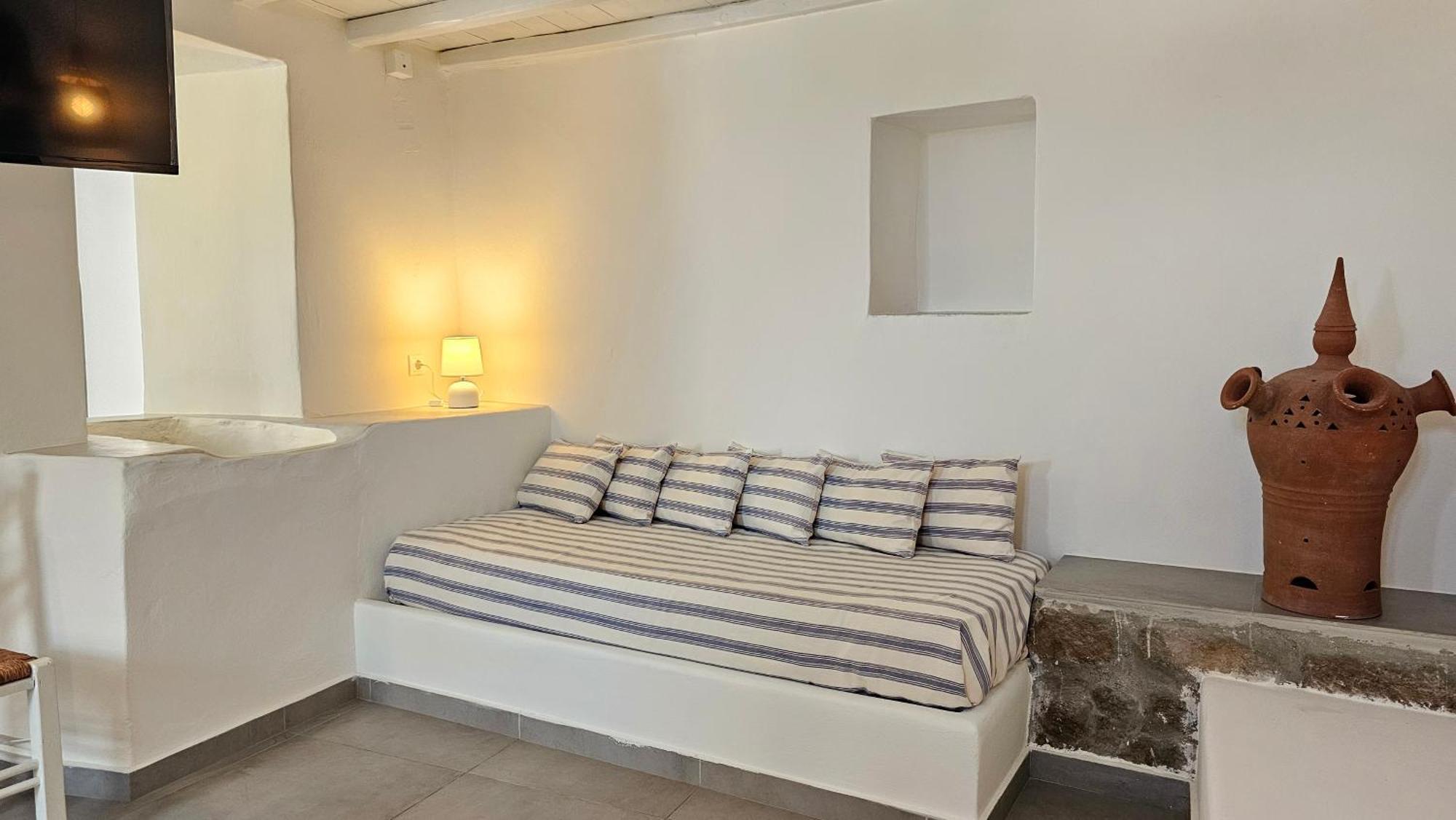 Efi'S Apartments Plaka  Bagian luar foto